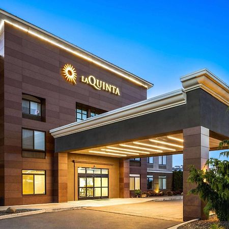 Отель La Quinta By Wyndham Кенневик Экстерьер фото